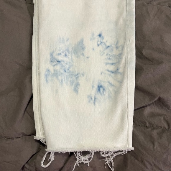 Old Navy women’s size 10 petite jeans - Picture 2 of 6